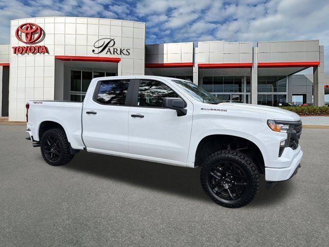 Used 2025 Chevrolet Silverado 1500 Custom w/ Turbomax Blackout Package AWD/4WD image 1