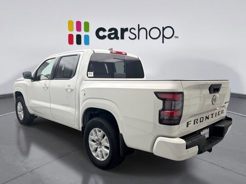 Used 2023 Nissan Frontier SV w/ SV Convenience Package AWD/4WD image 3