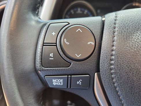 Used 2018 Toyota RAV4 XLE FWD image 21