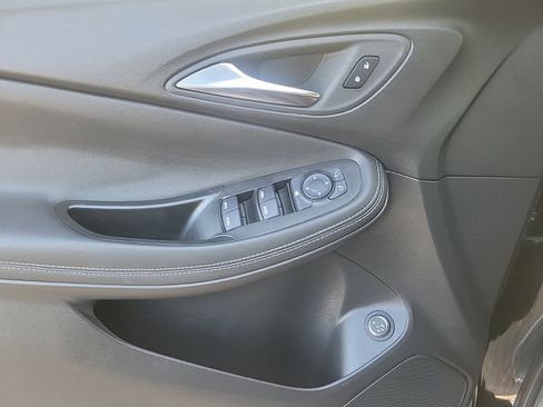 Used 2024 Buick Encore GX Sport Touring w/ Experience Buick Package image 18