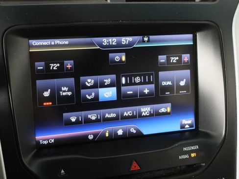 Used 2014 Ford Explorer XLT w/ Equipment Group 202A image 32