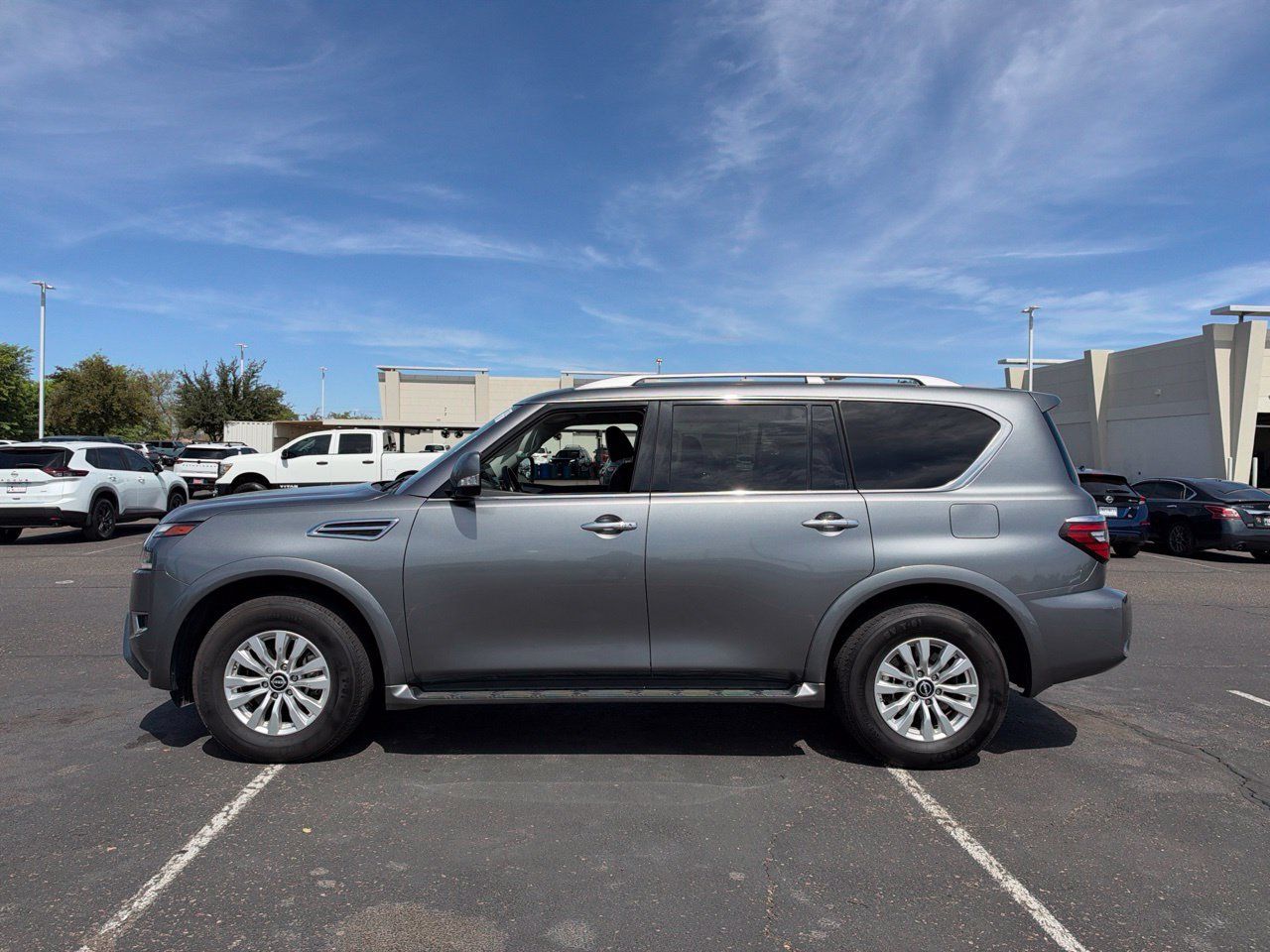 Used 2024 Nissan Armada SV AWD/4WD image 8