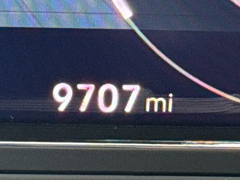 Certified 2025 Volkswagen Atlas SEL Premium R-Line image 17