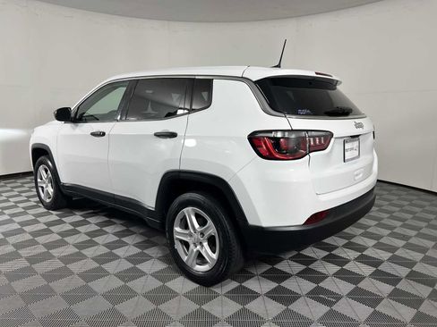 Used 2023 Jeep Compass Sport AWD/4WD image 9
