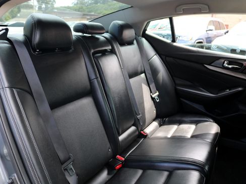 Used 2017 Nissan Maxima 3.5 SV image 22
