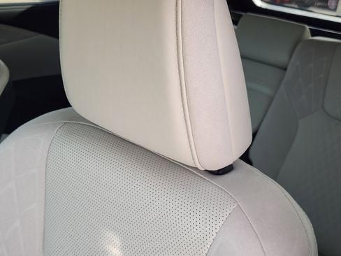 Used 2025 Lexus RX 350 AWD image 19