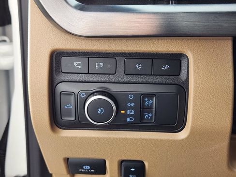 Used 2024 Ford F350 Lariat w/ Lariat Ultimate Package AWD/4WD image 27