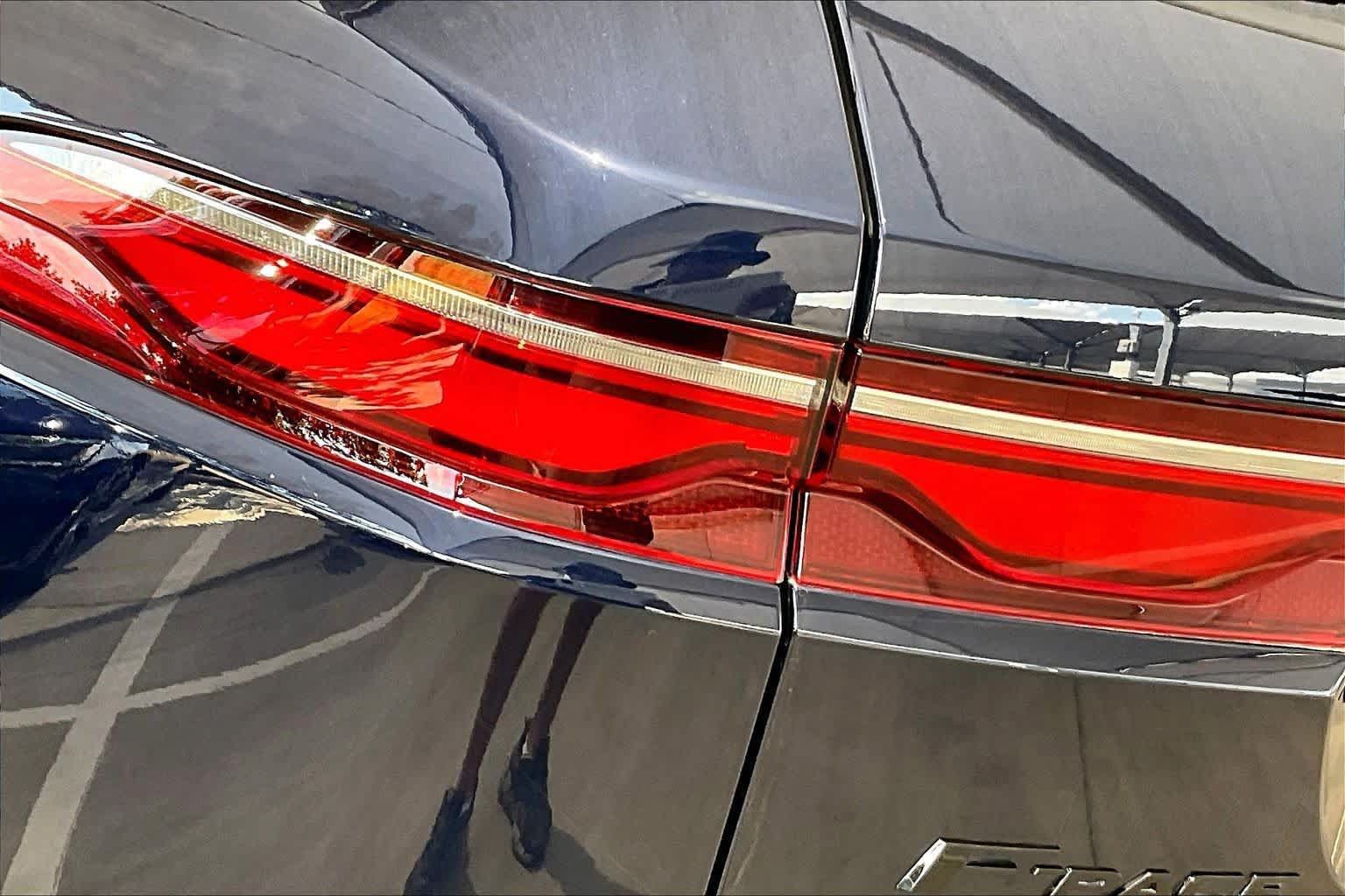 Used 2022 Jaguar F-PACE S AWD/4WD image 29