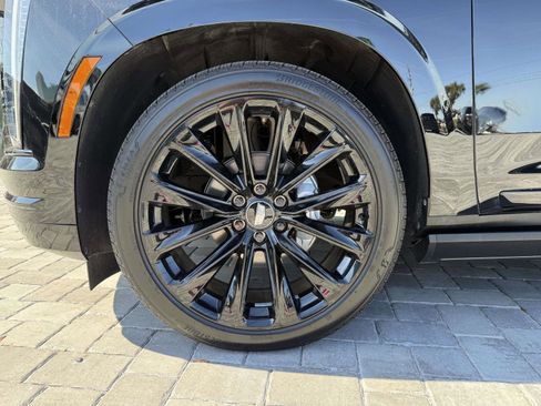 Used 2026 Cadillac Escalade Platinum Sport w/ LPO, ONYX Package image 11