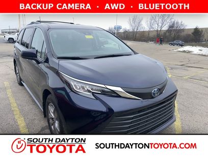 Used 2022 Toyota Sienna LE