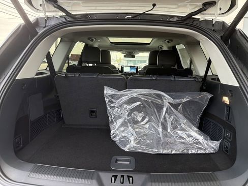 New 2026 Lincoln Aviator AWD w/ Jet Appearance Package image 12