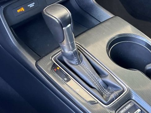 Used 2023 Honda Civic Sport image 27
