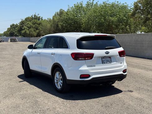 Used 2020 Kia Sorento LX FWD image 7