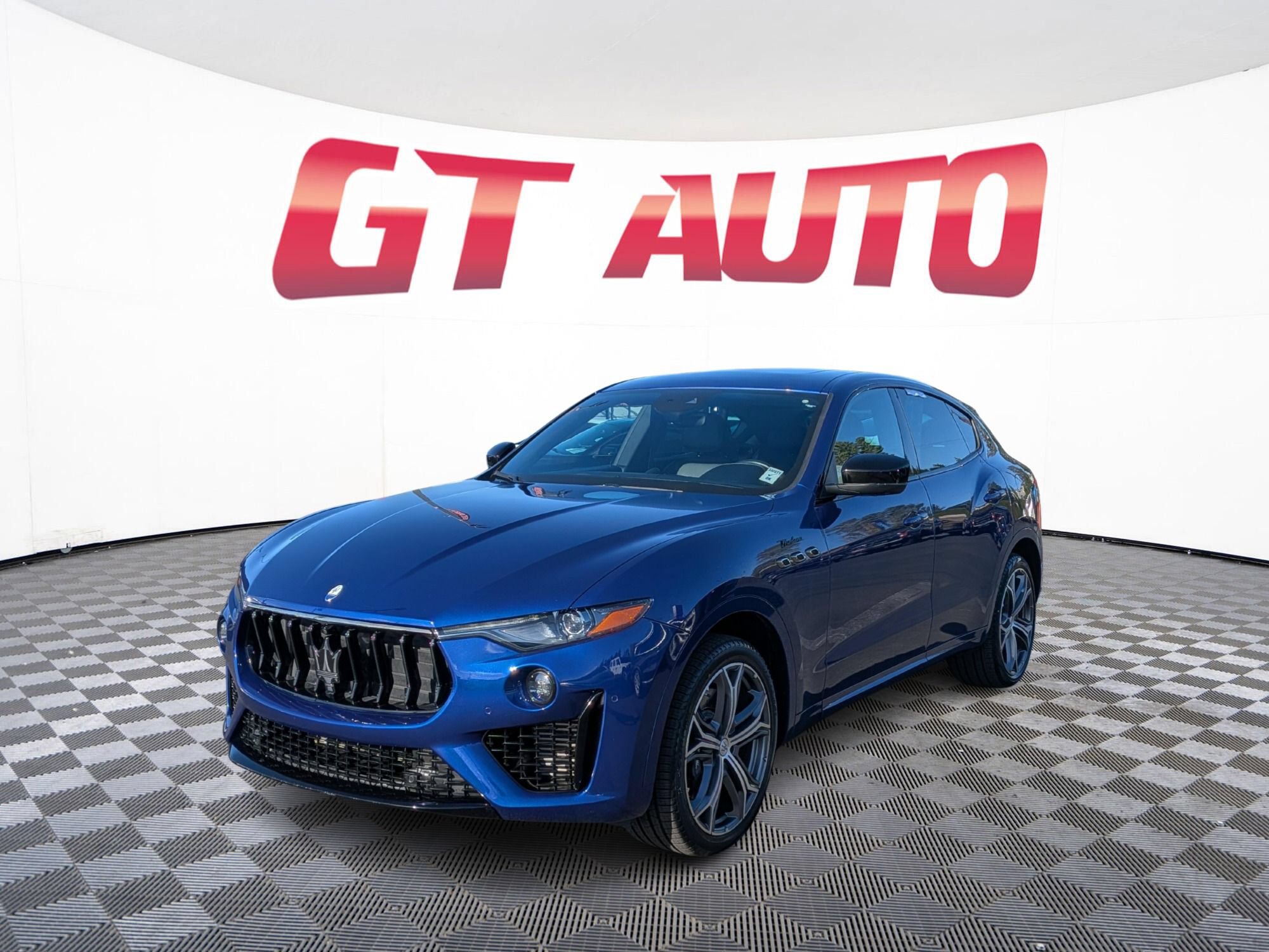 Used 2022 Maserati Levante Modena AWD/4WD image 2