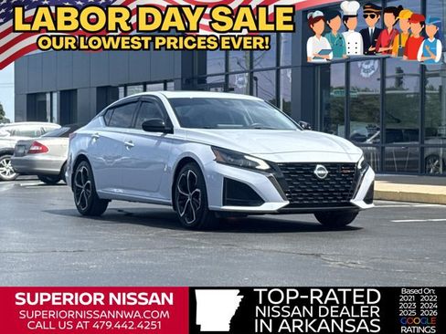 Certified 2024 Nissan Altima 2.5 SR w/ SR Premium Package AWD/4WD image 1
