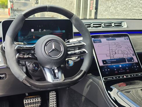 Used 2025 Mercedes-Benz S 63 AMG S image 12