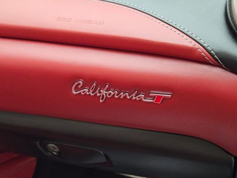 Used 2015 Ferrari California T RWD image 25