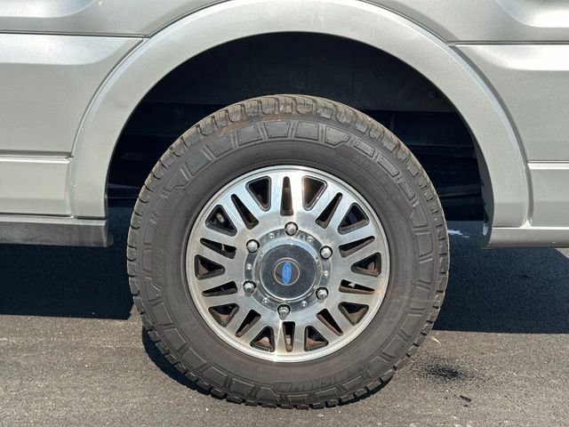 Used 2024 Ford Transit 150 Low Roof AWD image 8