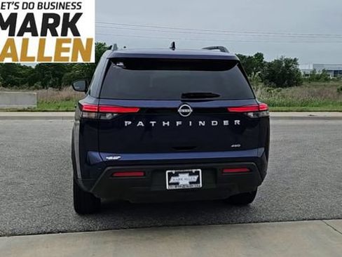Used 2025 Nissan Pathfinder SV AWD/4WD image 7