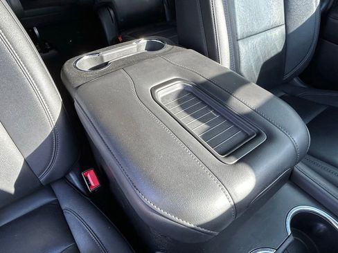 Used 2024 Chevrolet Tahoe LT AWD/4WD image 43