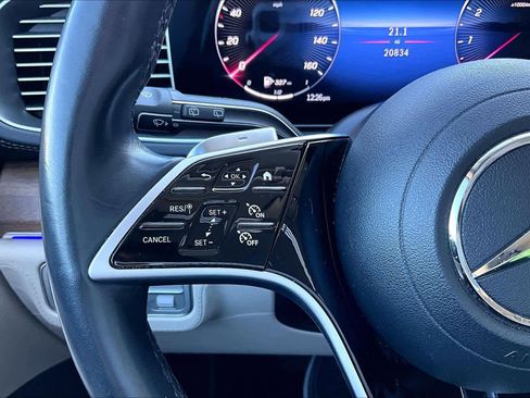 Used 2024 Mercedes-Benz GLE 350 4MATIC image 23