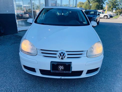 Used 2009 Volkswagen Rabbit S image 3