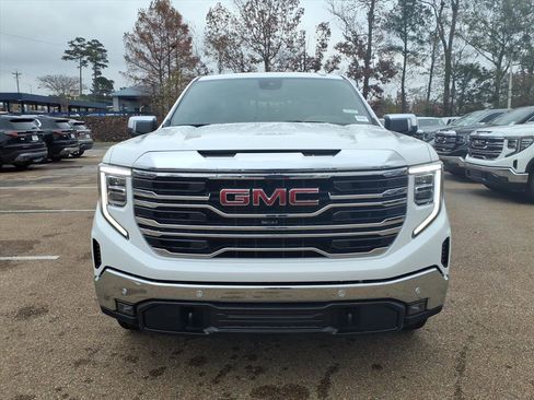 New 2026 GMC Sierra 1500 SLT w/ SLT Convenience Package image 2