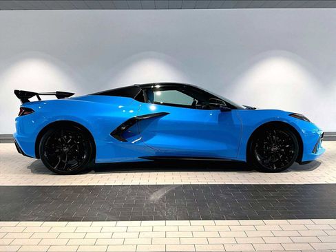 Used 2023 Chevrolet Corvette Stingray Premium Conv image 11