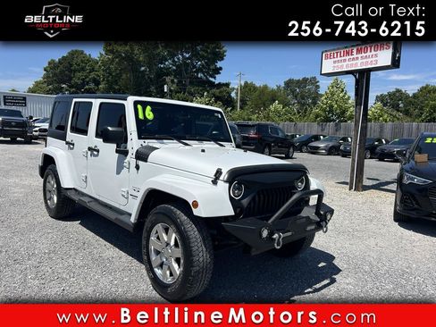 Used 2016 Jeep Wrangler Unlimited Sahara w/ Max Tow Package AWD/4WD image 1