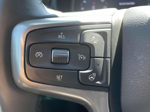 Used 2023 Chevrolet Suburban LT w/ LT Signature Package AWD/4WD image 22