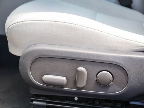 Used 2024 Hyundai Kona SEL FWD image 21