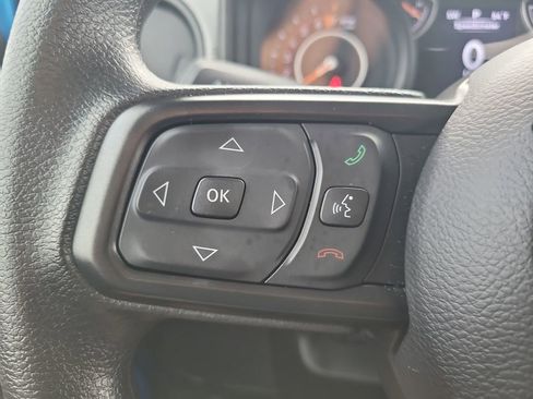 Certified 2025 Jeep Gladiator Sport AWD/4WD image 30