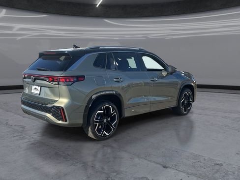 New 2026 Volkswagen Tiguan SEL R-Line AWD/4WD image 5