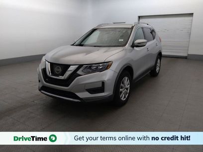 Used 2017 Nissan Rogue SV