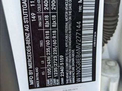 Used 2021 Mercedes-Benz GLC 300 4MATIC image 22