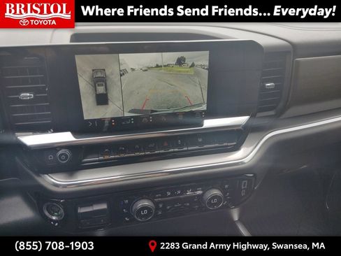 Used 2024 Chevrolet Silverado 1500 High Country w/ Technology Package AWD/4WD image 23