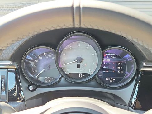Certified 2026 Porsche Macan S AWD/4WD image 10