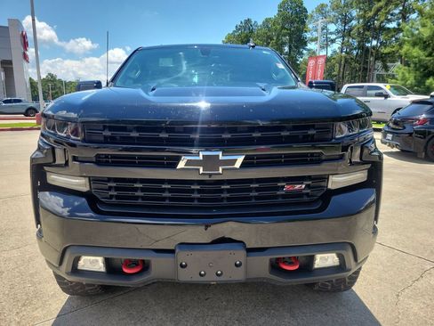 Used 2020 Chevrolet Silverado 1500 LT Trail Boss w/ Midnight Edition AWD/4WD image 4