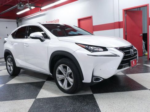 Used 2017 Lexus NX 200t FWD image 2