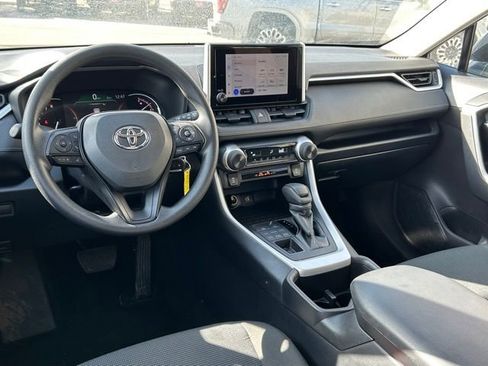 Used 2025 Toyota RAV4 LE image 13