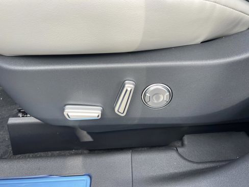 New 2026 Lincoln Nautilus Reserve image 20