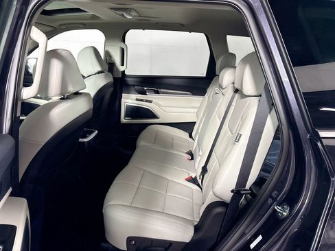 New 2025 Kia Telluride EX image 21