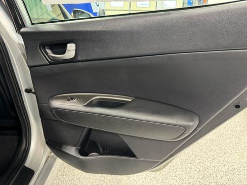 Used 2020 Kia Optima LX image 9