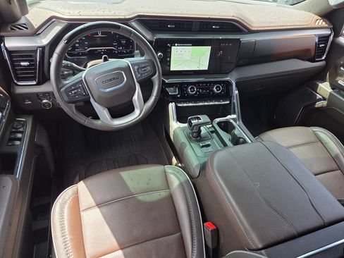 Certified 2024 GMC Sierra 1500 Denali AWD/4WD image 7