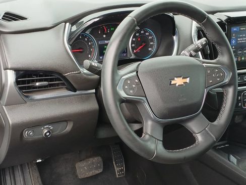 Certified 2023 Chevrolet Traverse LT FWD image 18