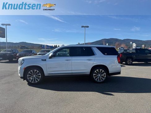 Used 2021 GMC Yukon Denali w/ Denali Ultimate Package image 4