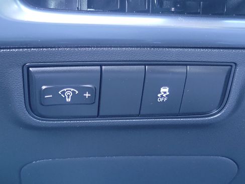 Certified 2025 Hyundai Tucson SE FWD image 19