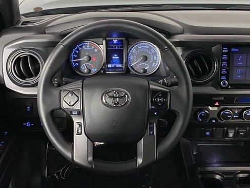 Certified 2023 Toyota Tacoma TRD Off-Road AWD/4WD image 17