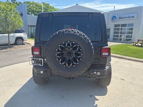 Used 2024 Jeep Wrangler Sport AWD/4WD image 7