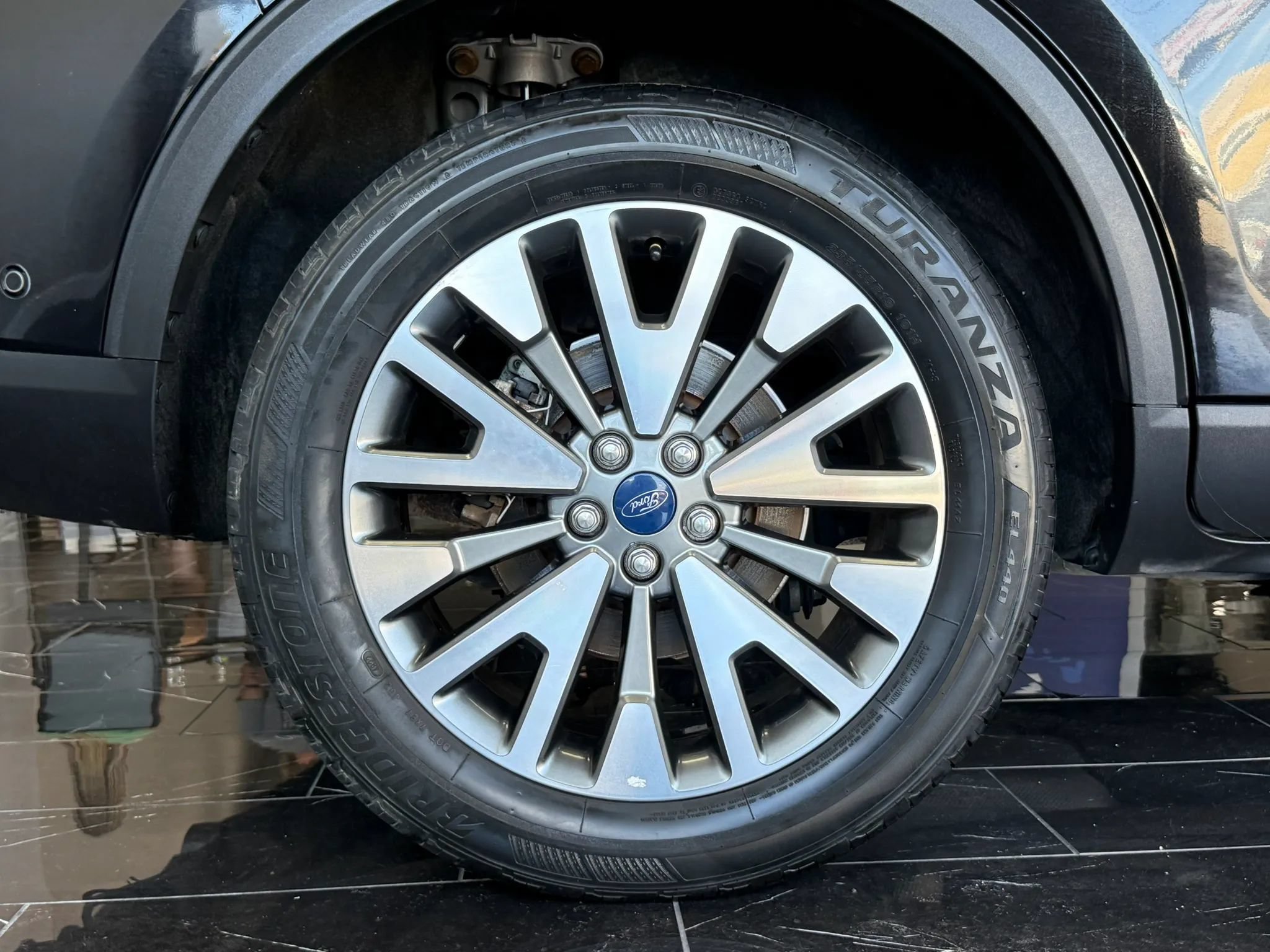 Used 2020 Ford Escape Titanium AWD/4WD image 33